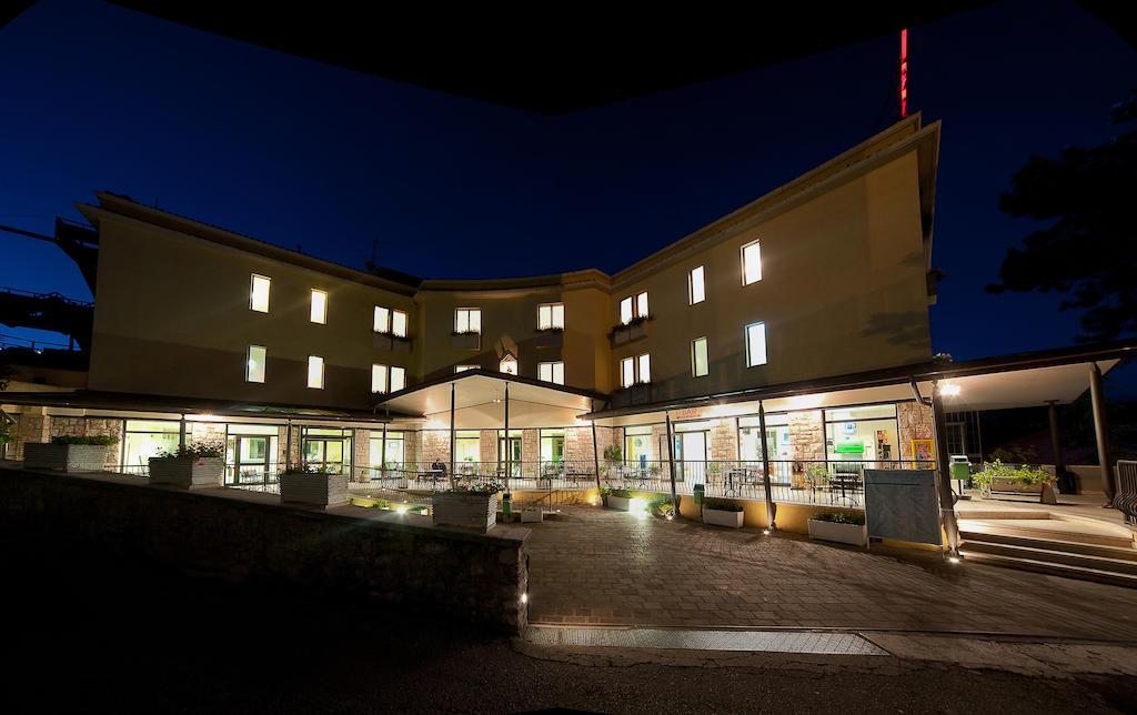 Hotel Delle Rose Cascia Exterior photo