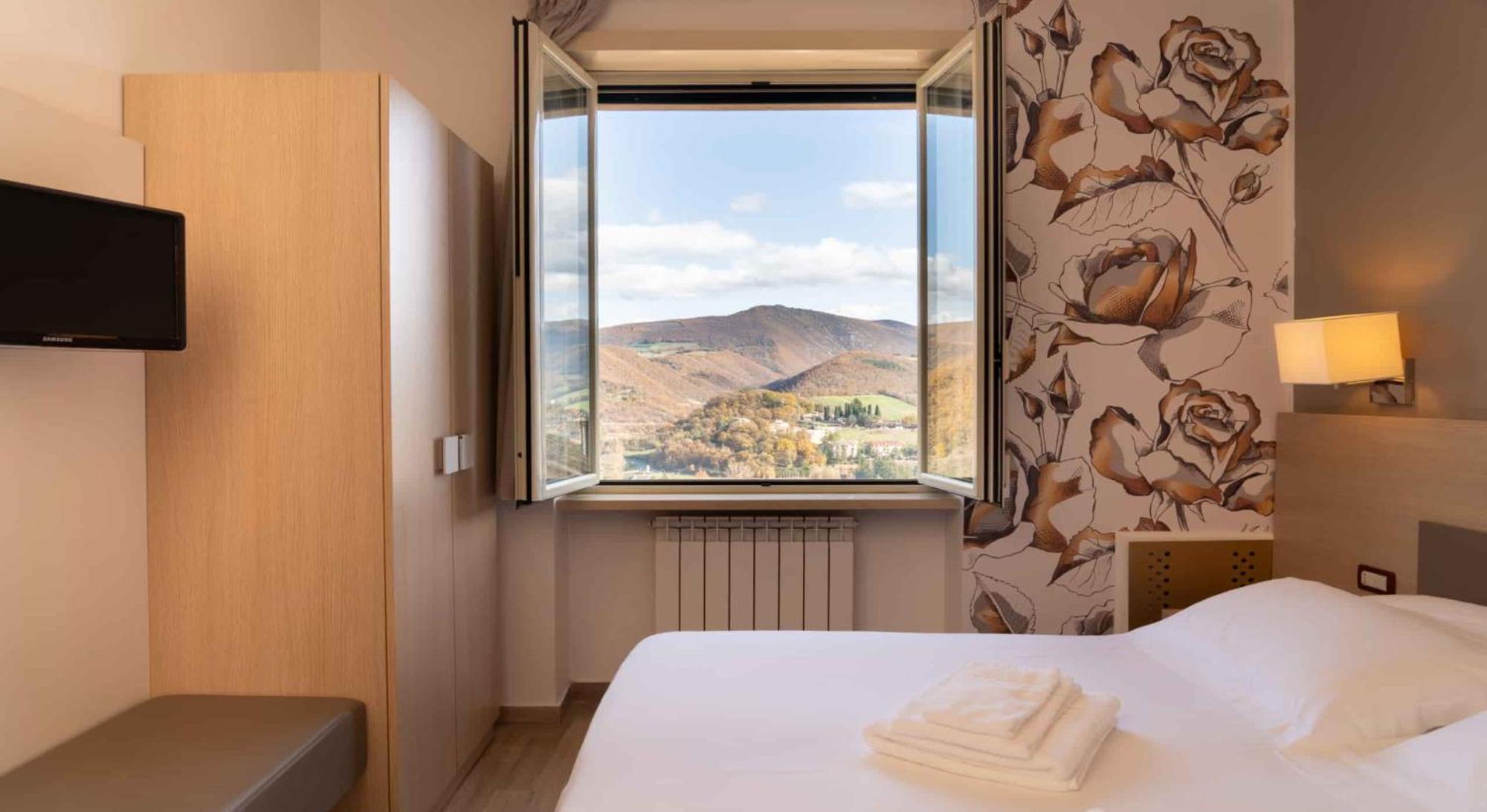 Hotel Delle Rose Cascia Exterior photo